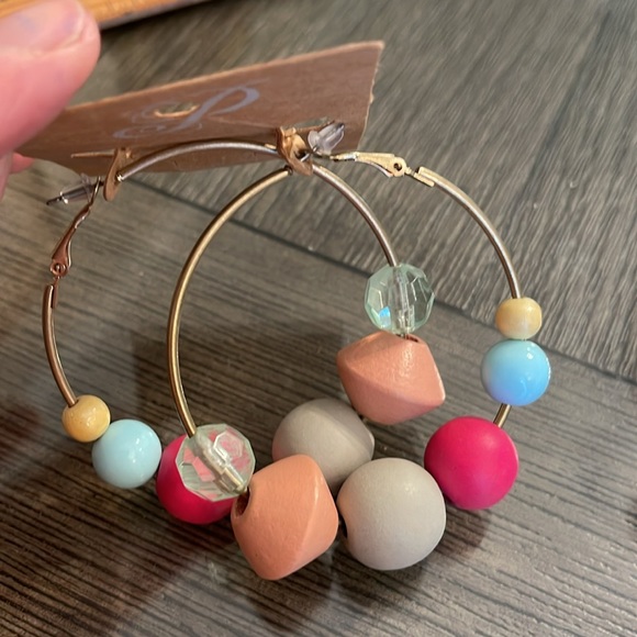 Plunder “Daffodil” Spring Colored Beaded Hoop Earrings - Picture 9 of 16